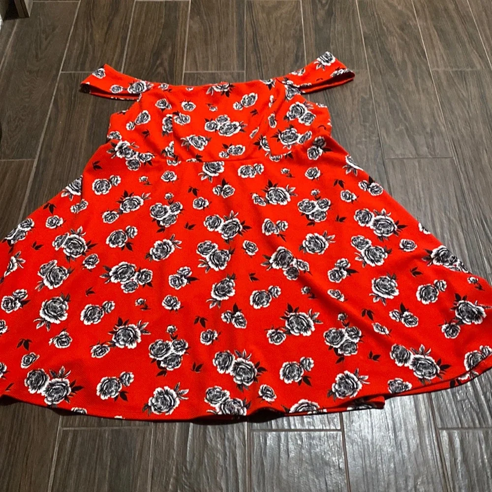 Torrid off the shoulder floral dress